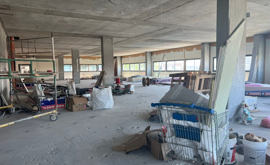 משרדים להשכרה בנתניה 750 מ"ר באזור תעשייה פולג ספיר
