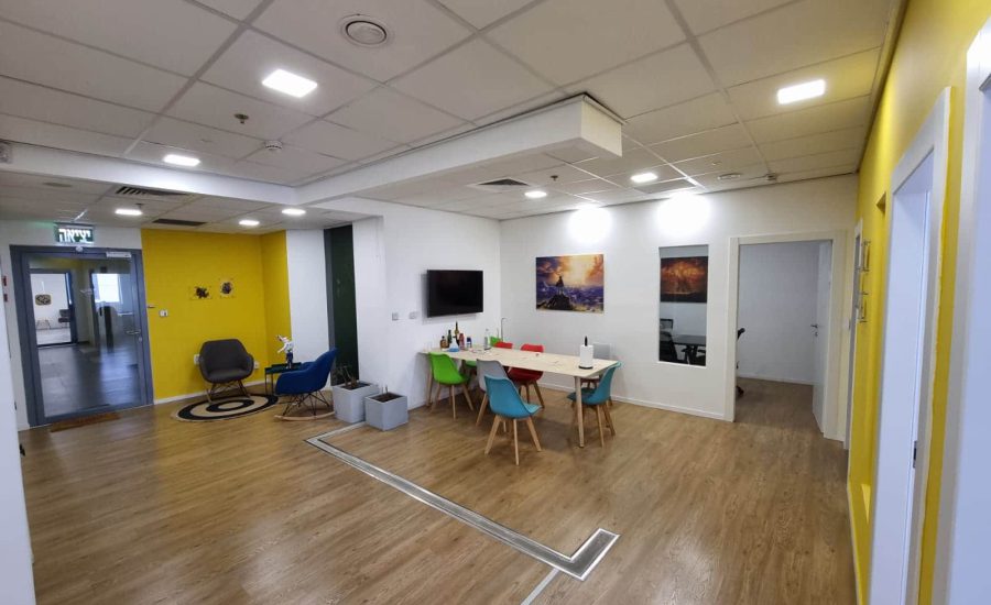 משרד להשכרה בנתניה 128 מר