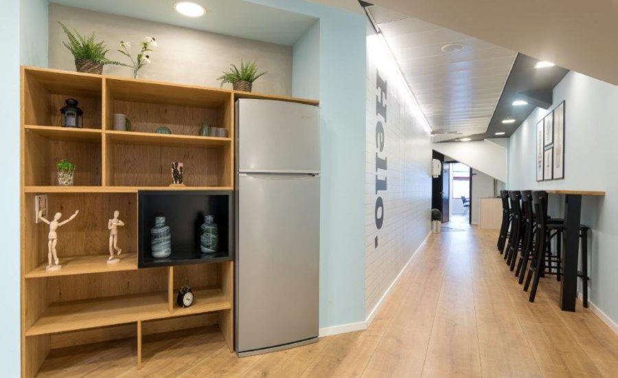 משרד למכירה ברעננה 330 מר