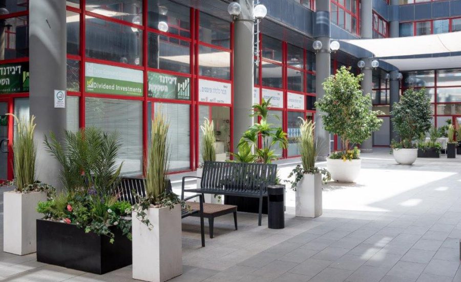 משרד למכירה ברעננה 330 מר